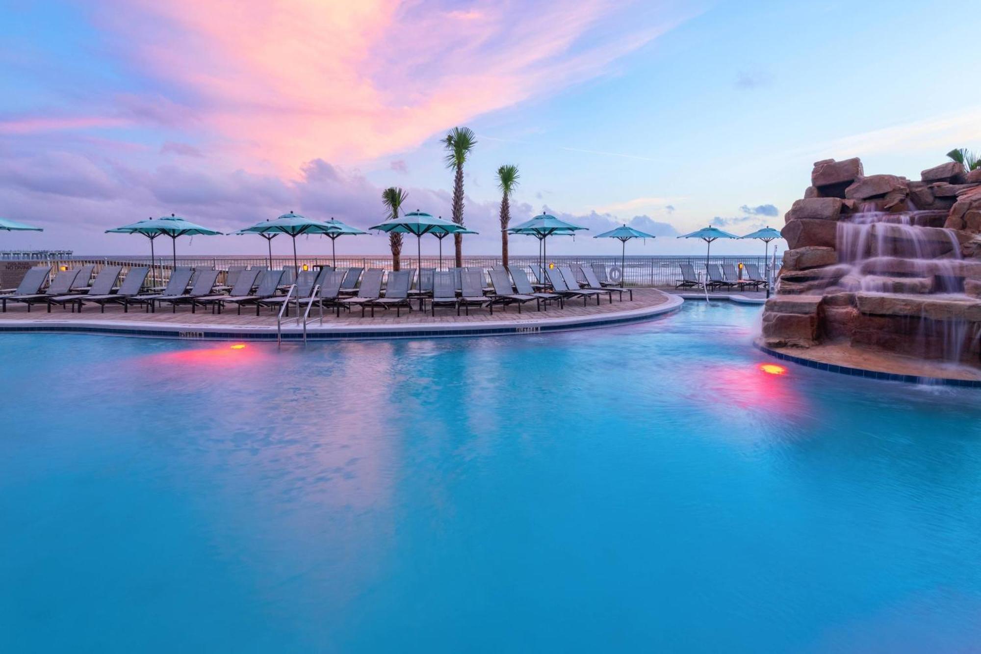 Springhill Suites By Marriott Panama City Beach Beachfront Exteriör bild