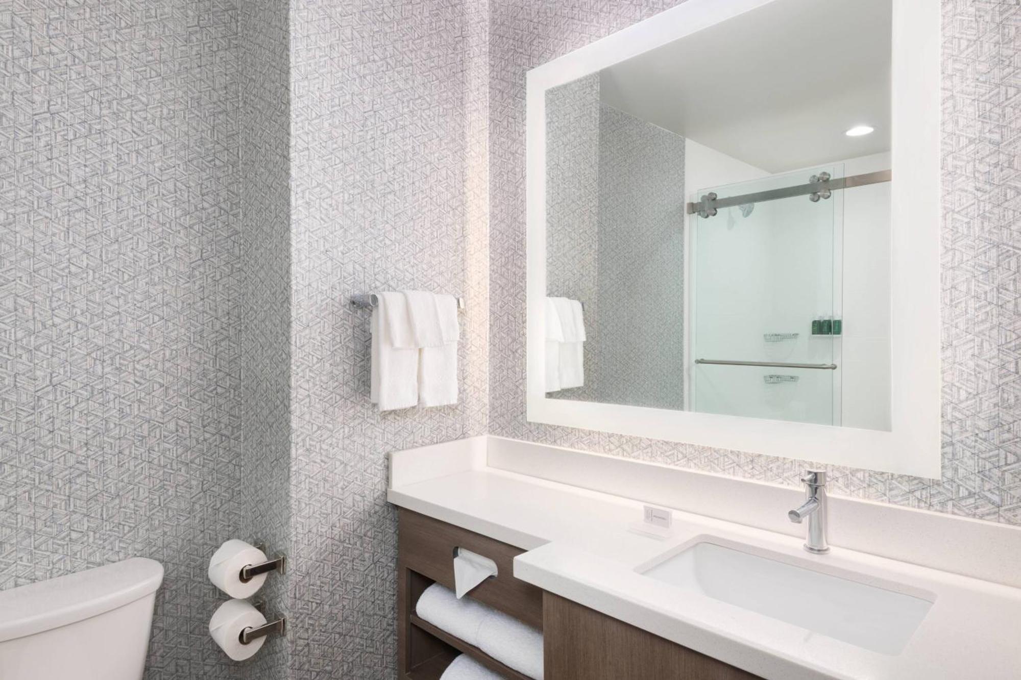 Springhill Suites By Marriott Panama City Beach Beachfront Exteriör bild