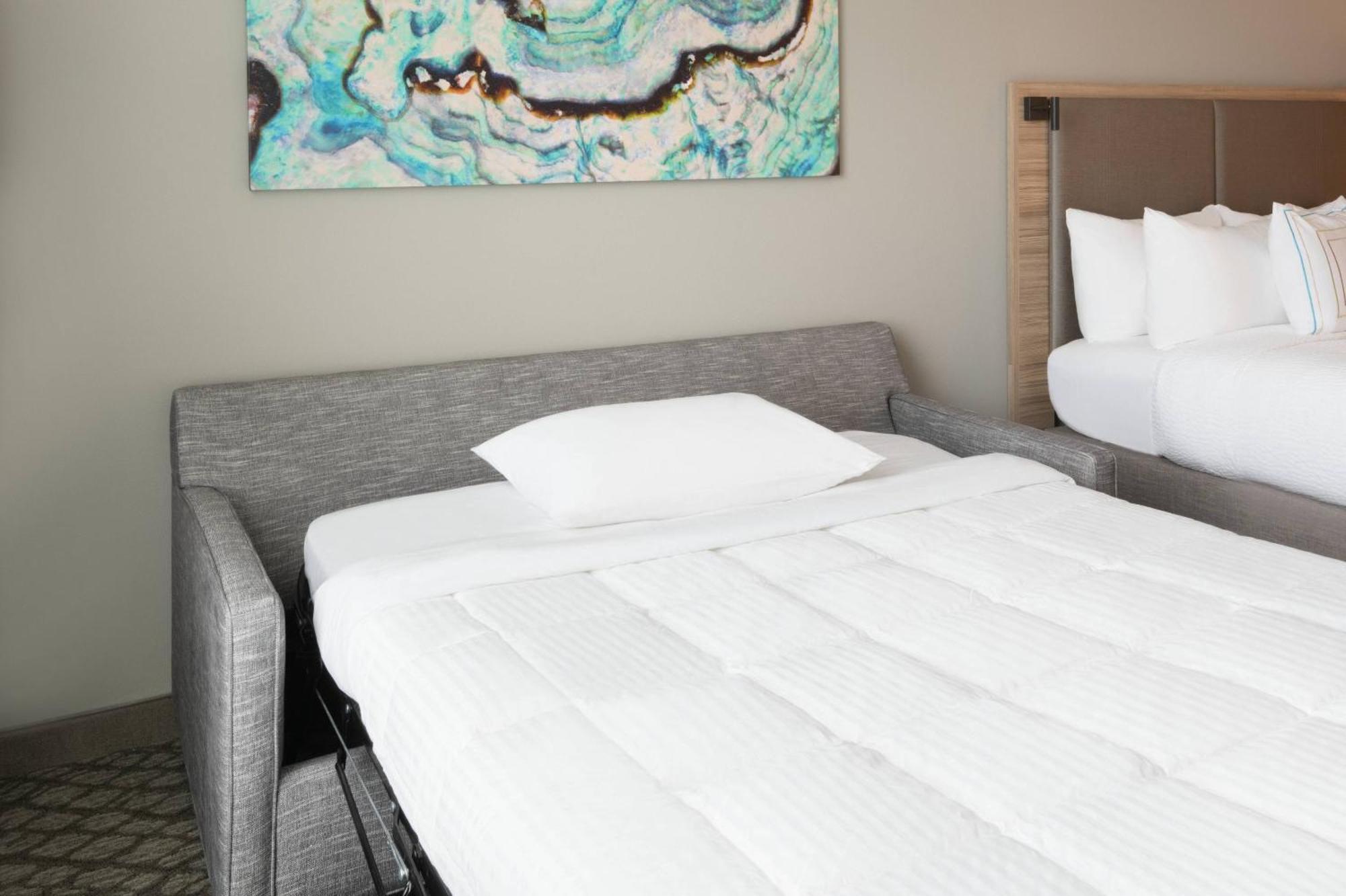 Springhill Suites By Marriott Panama City Beach Beachfront Exteriör bild